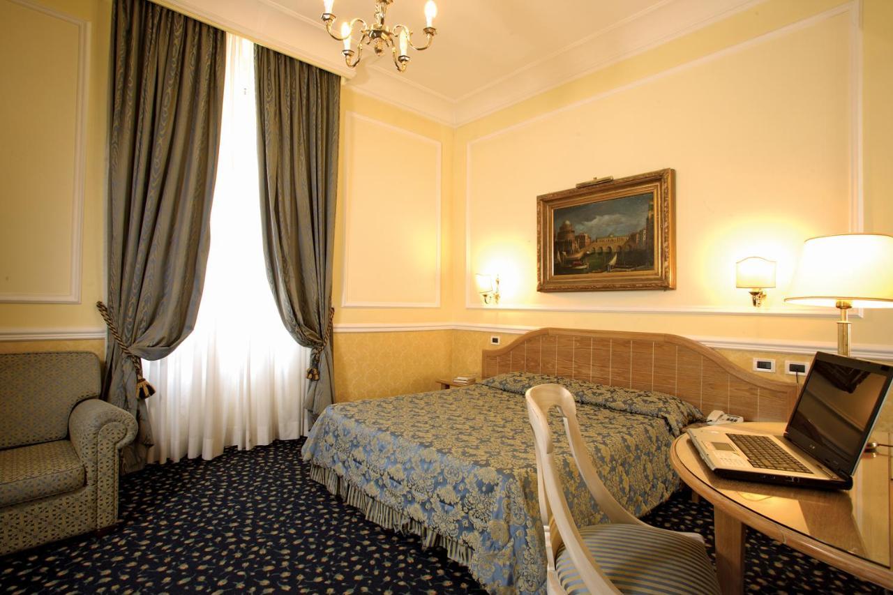 Hotel Giglio Dell'Opera Řím Exteriér fotografie